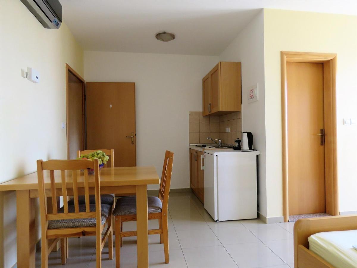 Apartments Kojan Omiš Εξωτερικό φωτογραφία